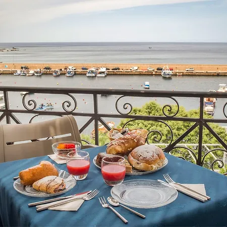 Gasthuis Domus Sirenae San Marco di Castellabate